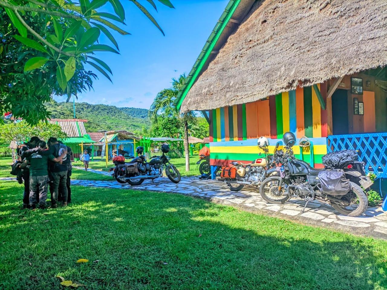 Bed and Breakfast 4 Pohon - Les 4 Arbres Pandang Exterior foto